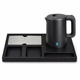   HOBBB Charlottenlund podnos + Esbjerg K106 rýchlovarná kanvica, 1 l – súprava