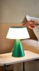 Lexon Luma XL nepretržite synchronizovateľná LED lampa - tmavo zelená
