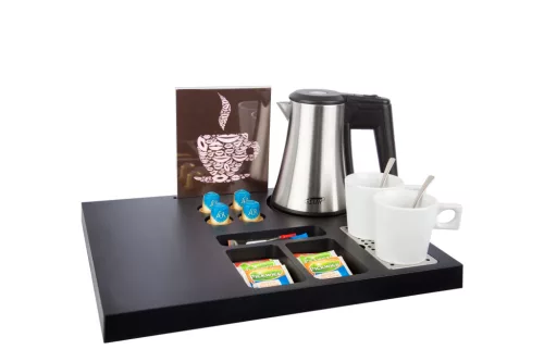 Btray Siesta podnos + Star rýchlovarná kanvica, 0,5 l + 2 biele šálky – súprava