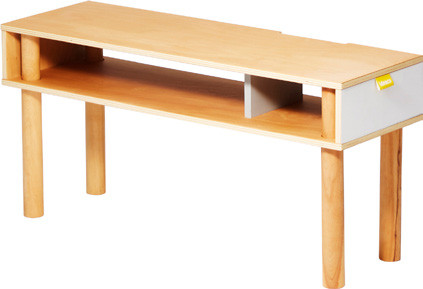 Laminovaný nástenný TV stolík